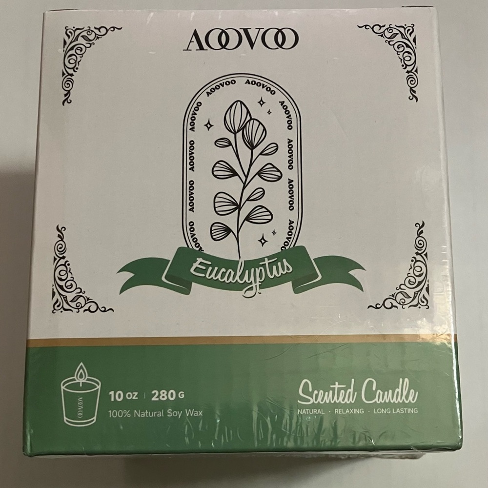 AOOVOO Eucalyptus Scented Candle - 10oz